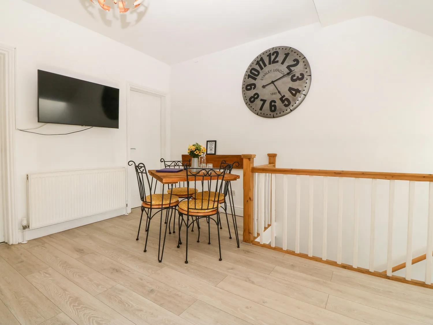'Llandudno Central' - 2 Bed Luxury Flat, Close To Town And Beaches Экстерьер фото